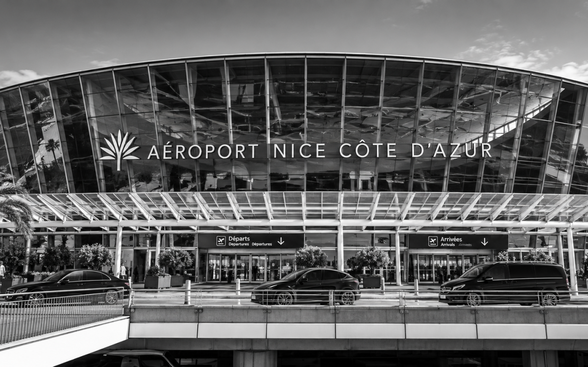 Aéroport Nice Côte d’Azur pour un transfert VTC depuis Sanary-sur-Mer