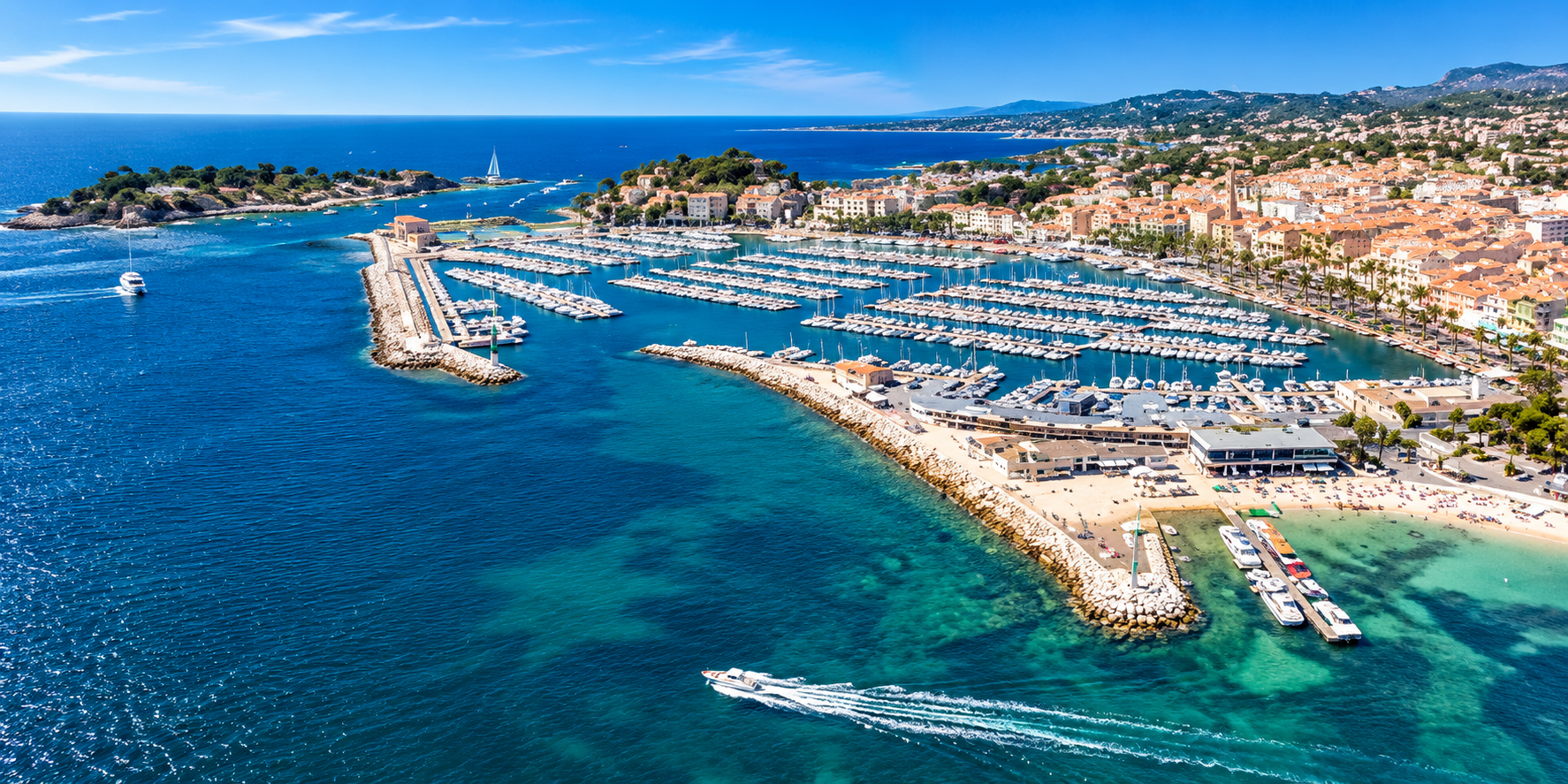 Vue de Bandol dans le Var pour préparer son arrivée