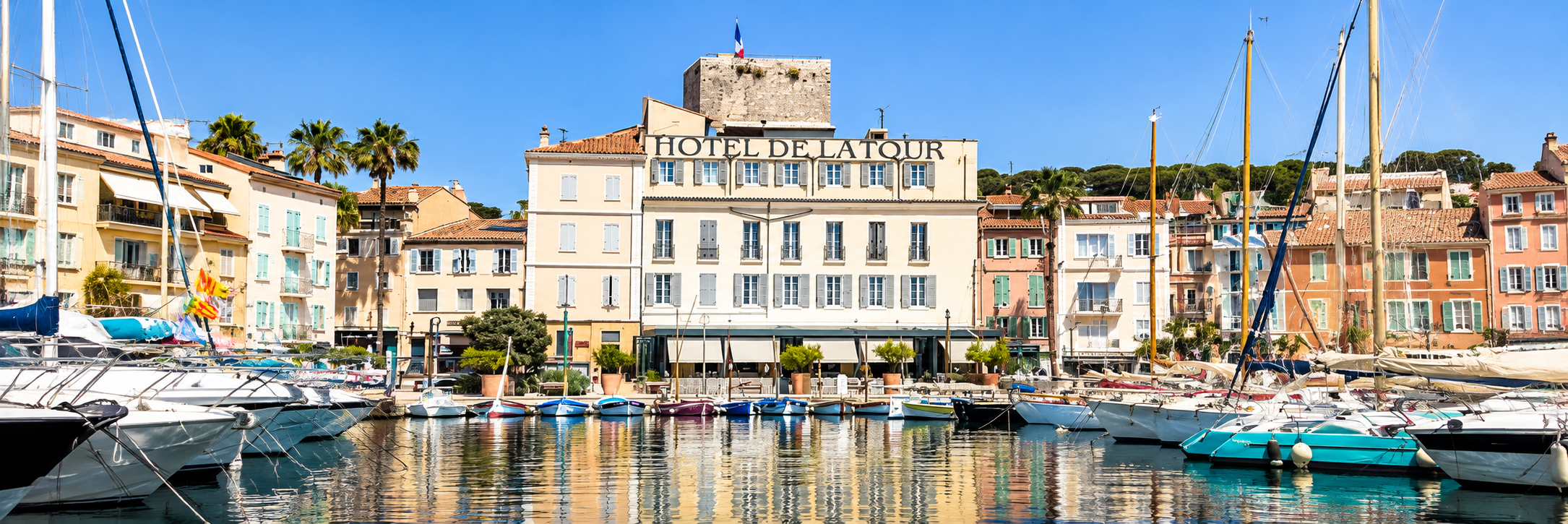 Hôtel-Restaurant de la Tour sur le port de Sanary-sur-Mer