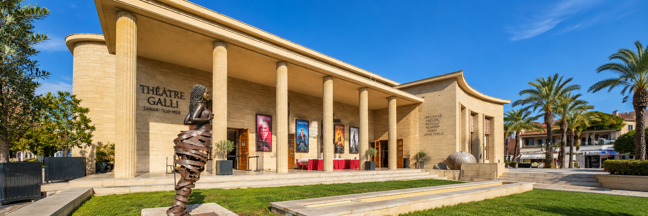 Façade du Théâtre Galli à Sanary-sur-Mer